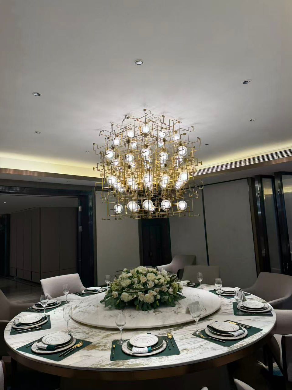 Luxury Hotel